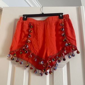 Surf gypsy Pom Pom shorts size medium